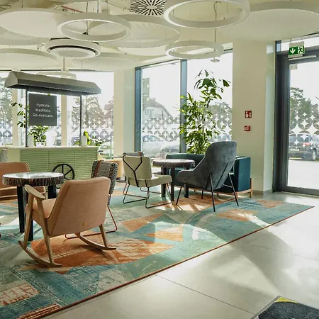 Pinea Apartahotel