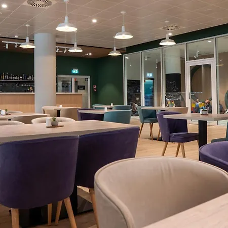 Pinea Apartahotel