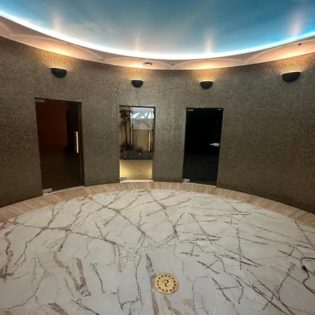 Pinea Apartahotel